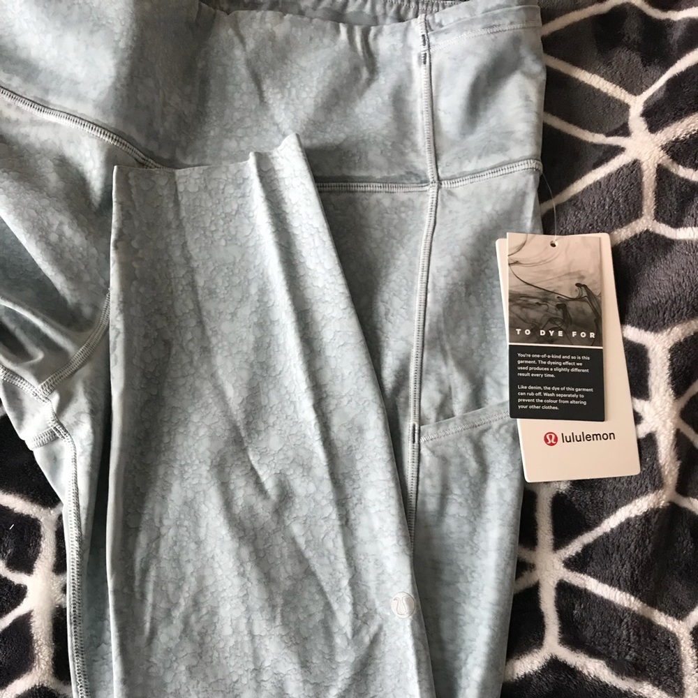 Lululemon Tights Tie Dye - Picture 3 of 8